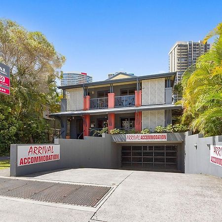 Arrival Lodge Hostel Accommodation Gold Coast Extérieur photo