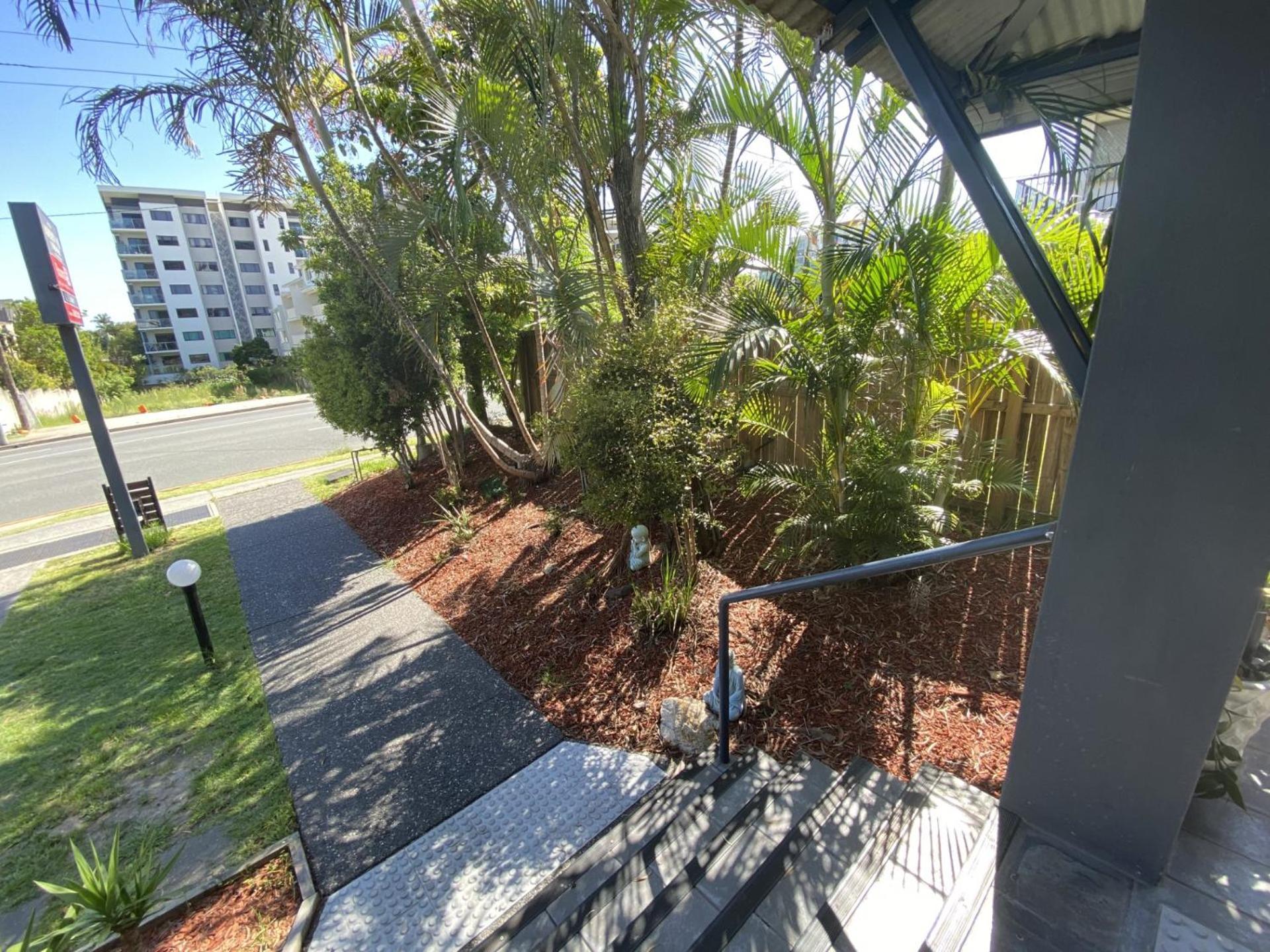 Arrival Lodge Hostel Accommodation Gold Coast Extérieur photo